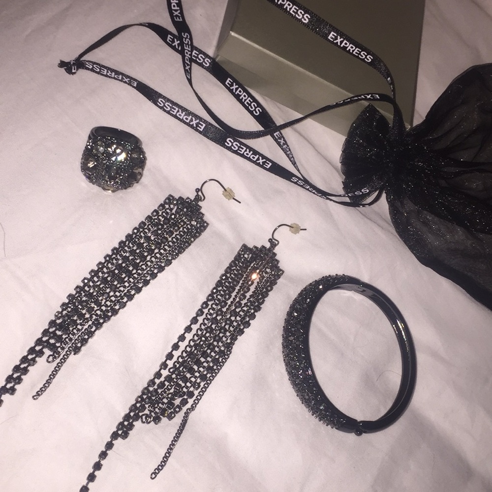 Express gunmetal jewelry package